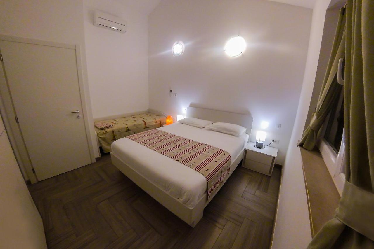 Wabi Sabi Resort & Apartments Brzac 外观 照片